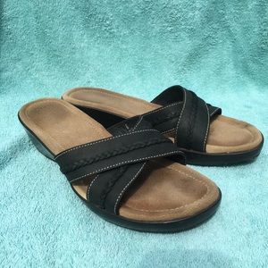 Land’s End Black Sandal